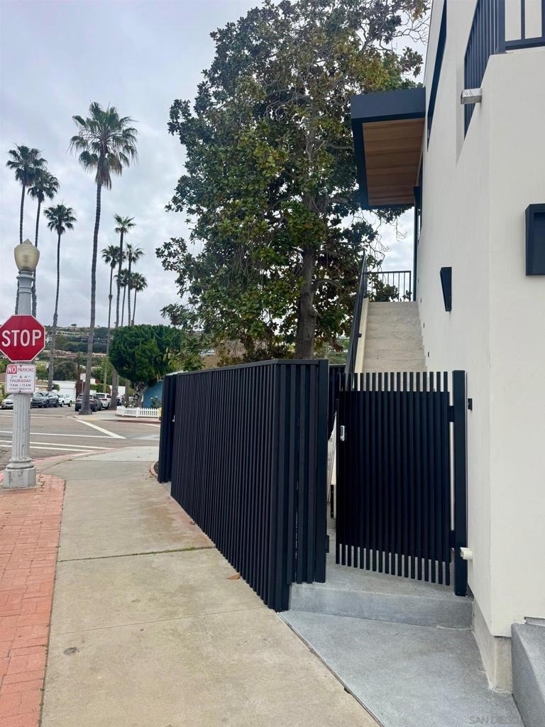 8168 Paseo Del Ocaso - Photo 18