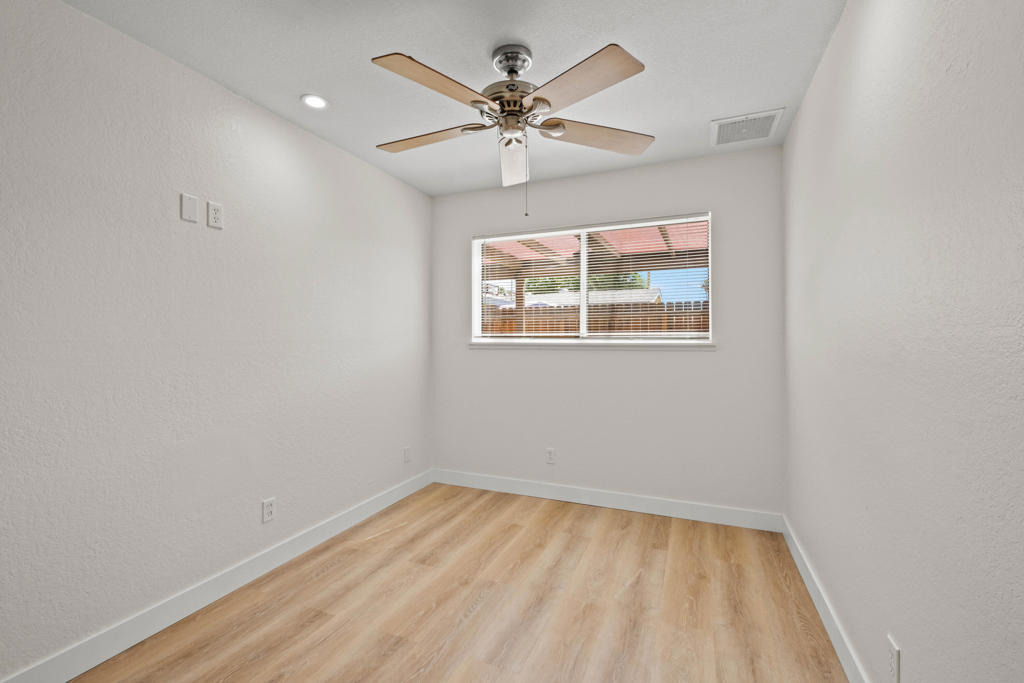 73425 San Nicholas Avenue - Photo 23