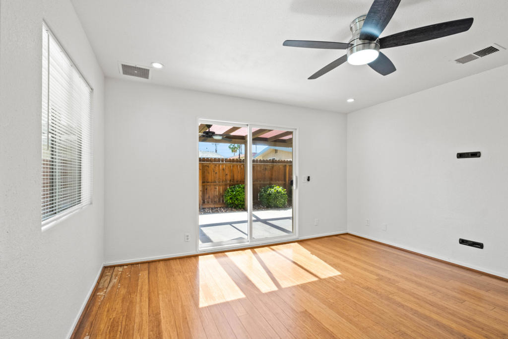 73425 San Nicholas Avenue - Photo 13