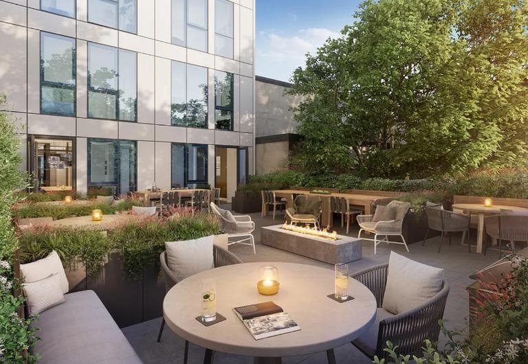 300 West 30th Street - Photo 7