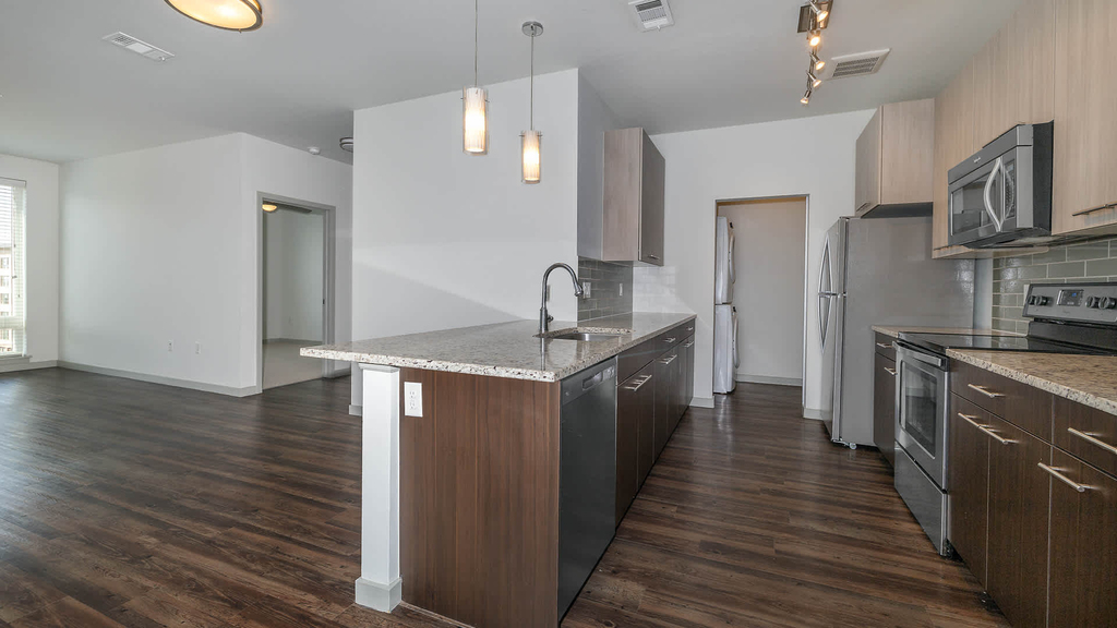 6750 E Chenango Ave - Photo 5