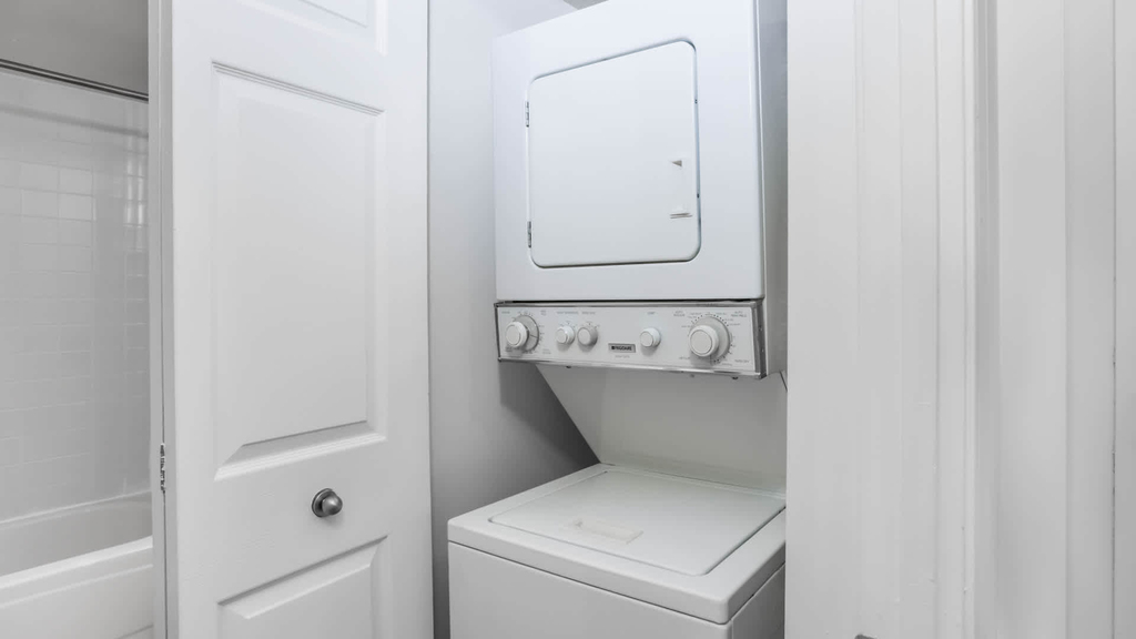 2250 Clarendon Blvd. - Photo 19