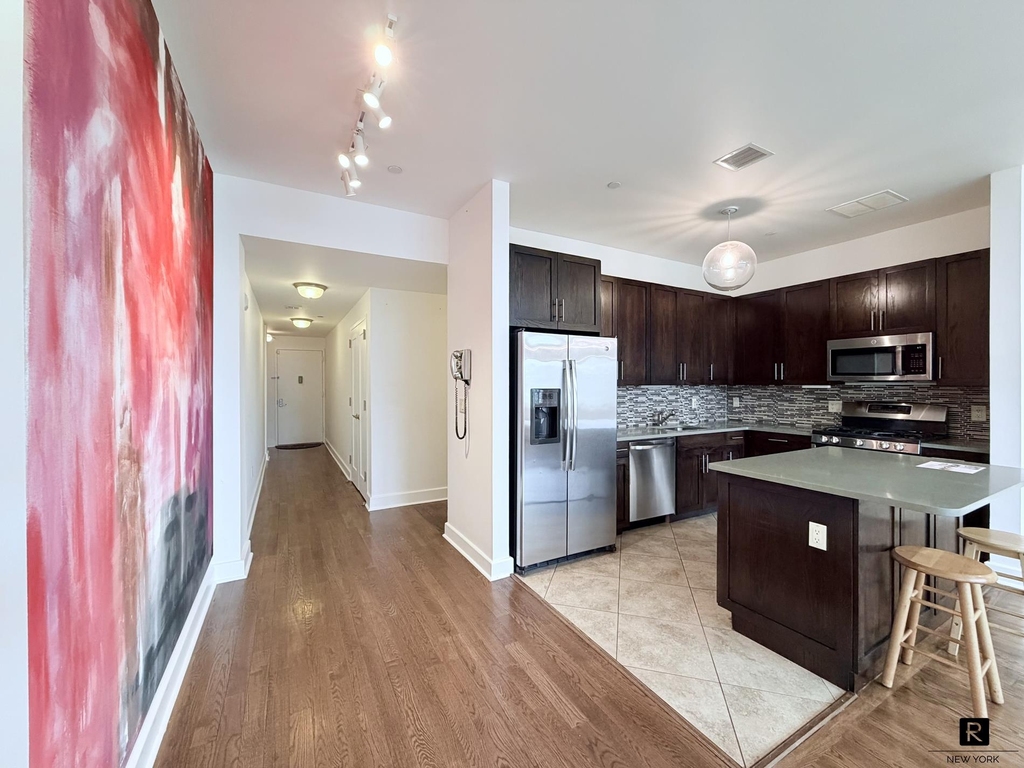90 Bay Street Landing - Photo 15