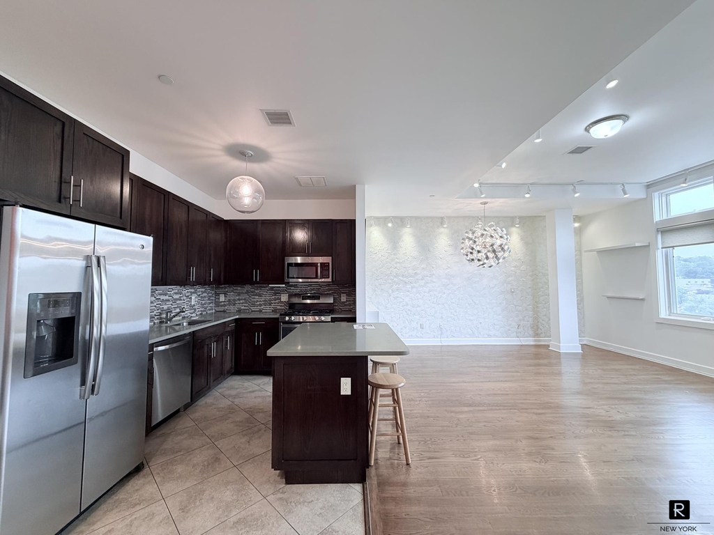 90 Bay Street Landing - Photo 13