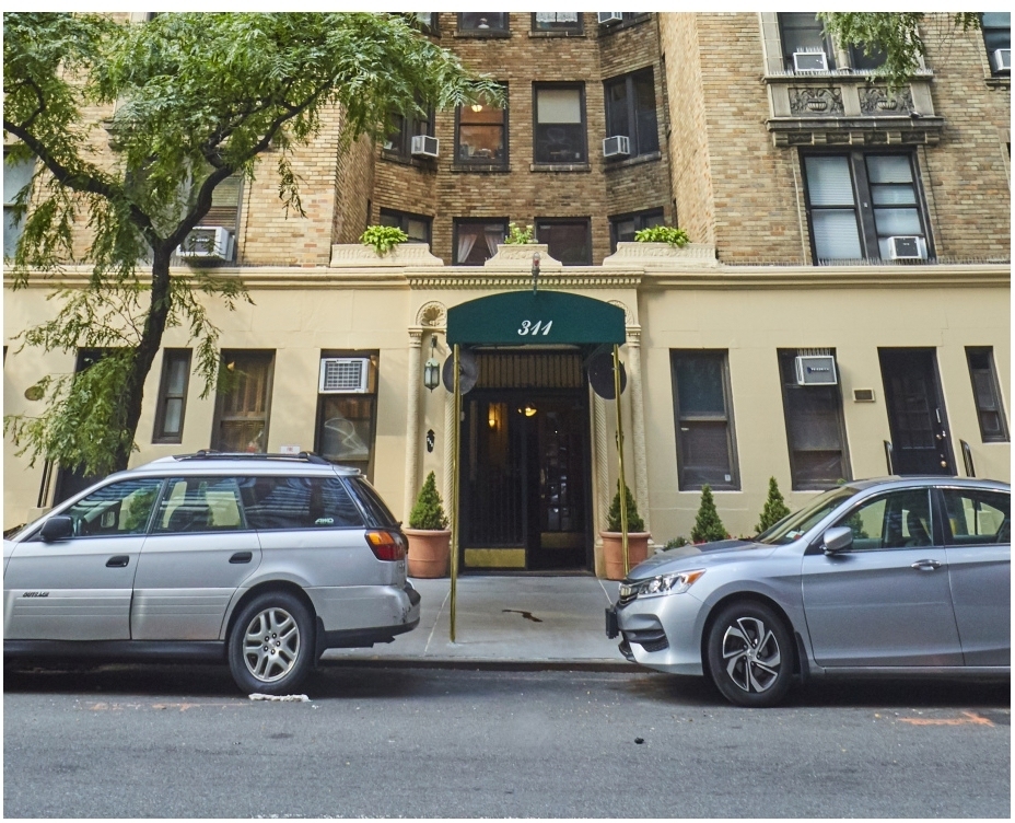 311 East 72nd Street - Photo 5