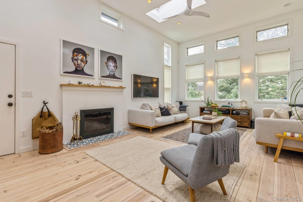 85 Camberly Road - Photo 1