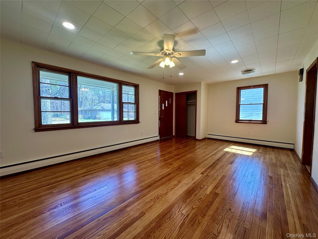 10 Smith Street - Photo 34