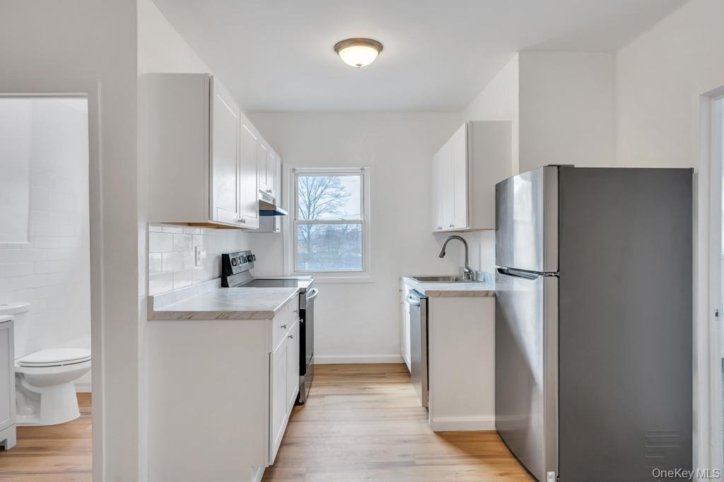 1550 Montauk Highway - Photo 13