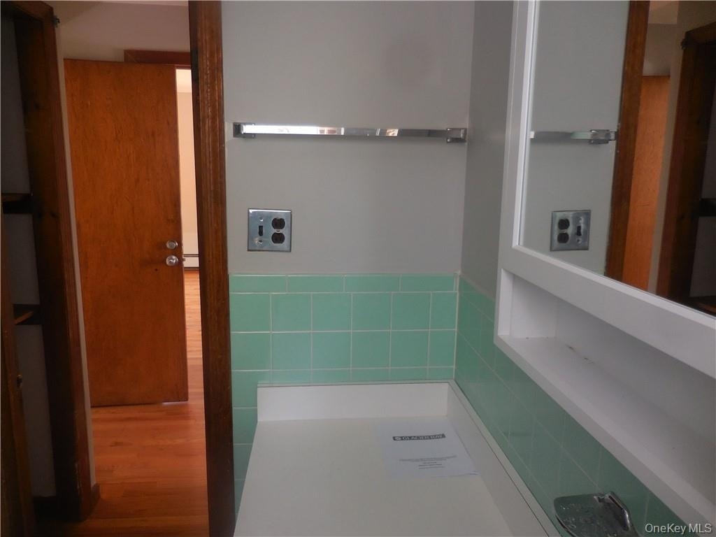 223 Hudson Street - Photo 1