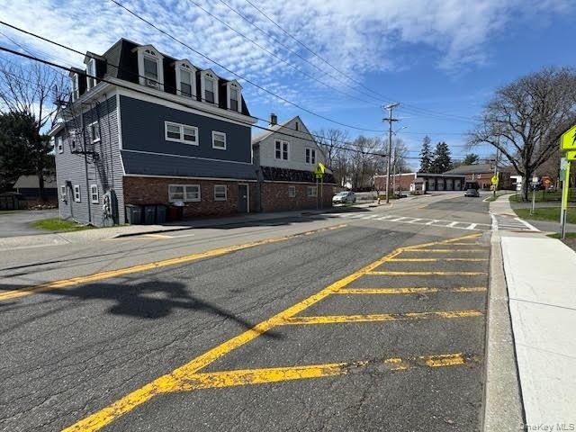 223 Hudson Street - Photo 18