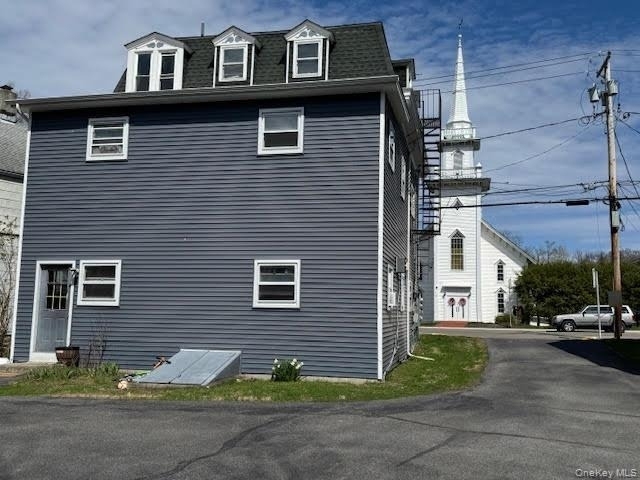 223 Hudson Street - Photo 19
