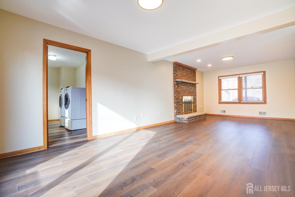 11 Lenox Street - Photo 14
