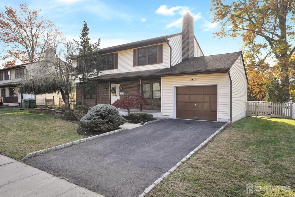 11 Lenox Street - Photo 3