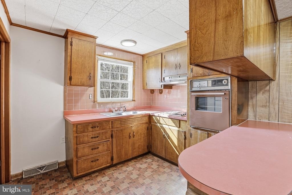 20287 Ridge Road - Photo 10