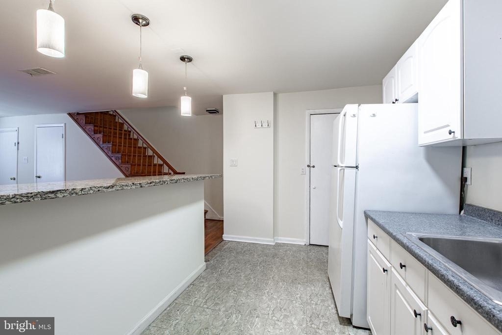 430 N Patrick Street - Photo 9