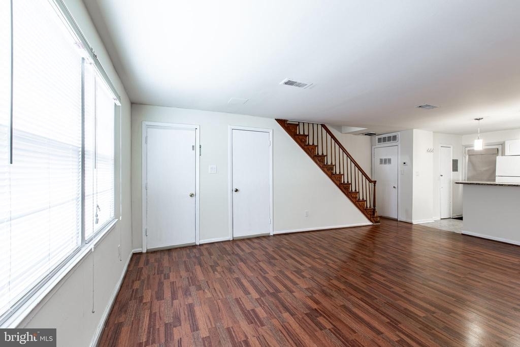 430 N Patrick Street - Photo 4