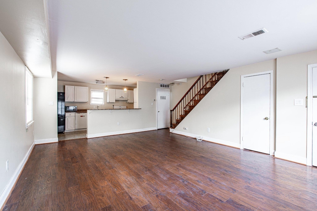 430 N Patrick Street - Photo 3