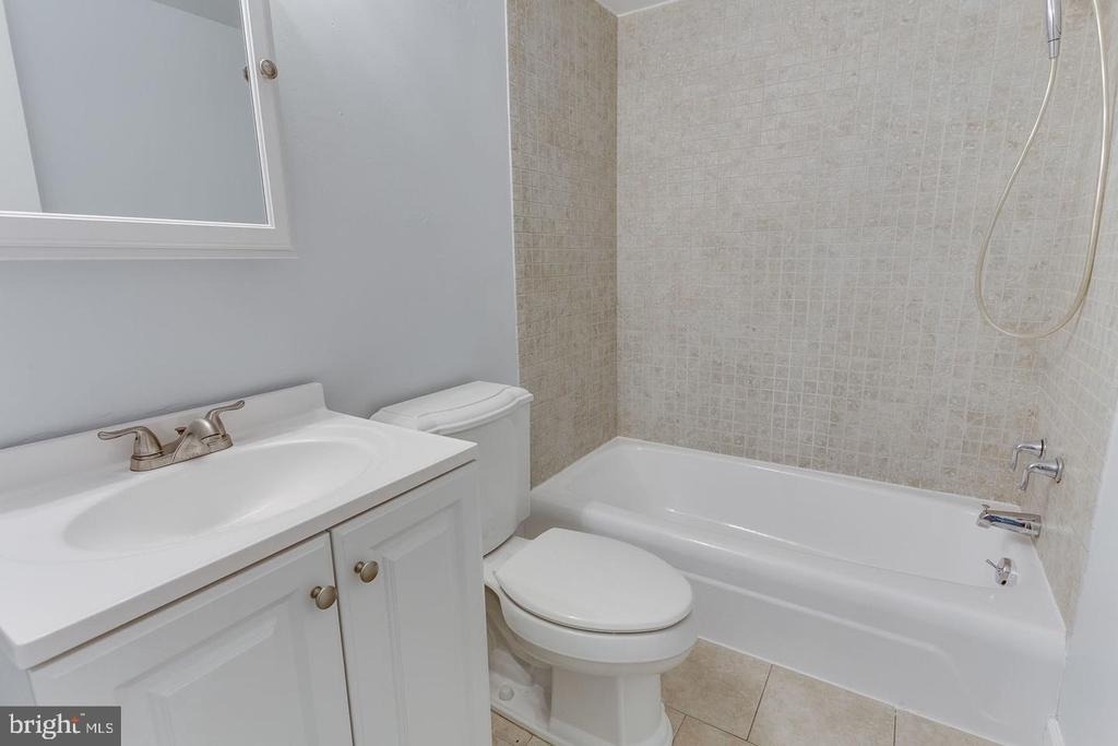 26 Canterbury Square - Photo 13