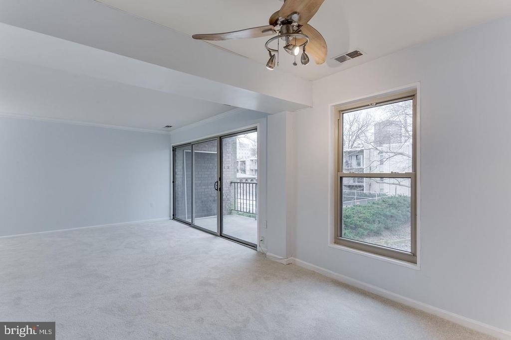 26 Canterbury Square - Photo 5