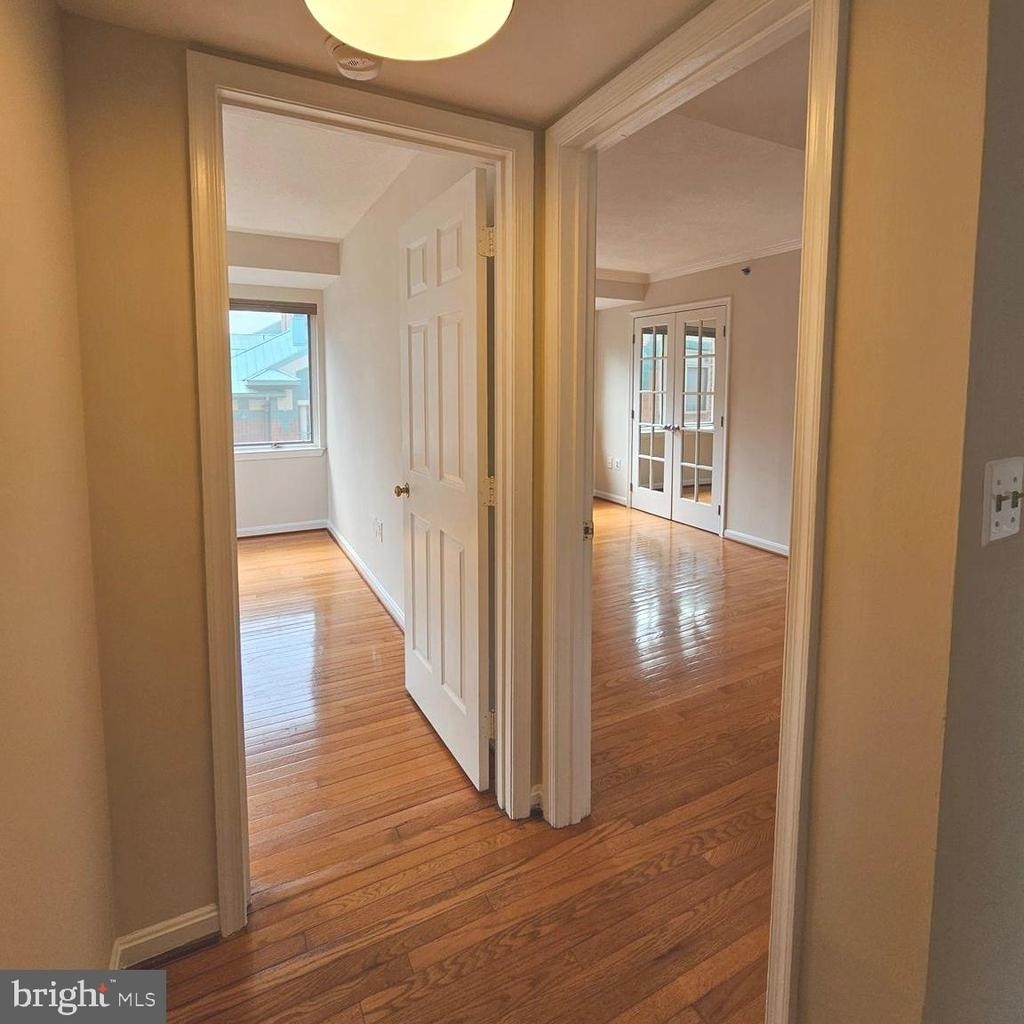 505 E Braddock Road E - Photo 22