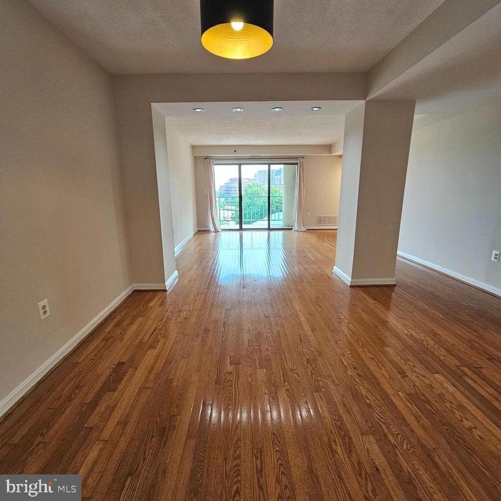 505 E Braddock Road E - Photo 16