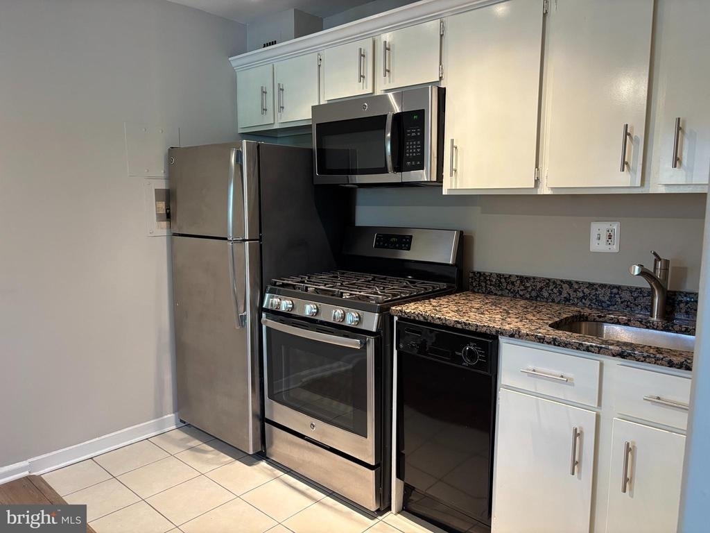 1300 S Arlington Ridge Road - Photo 8