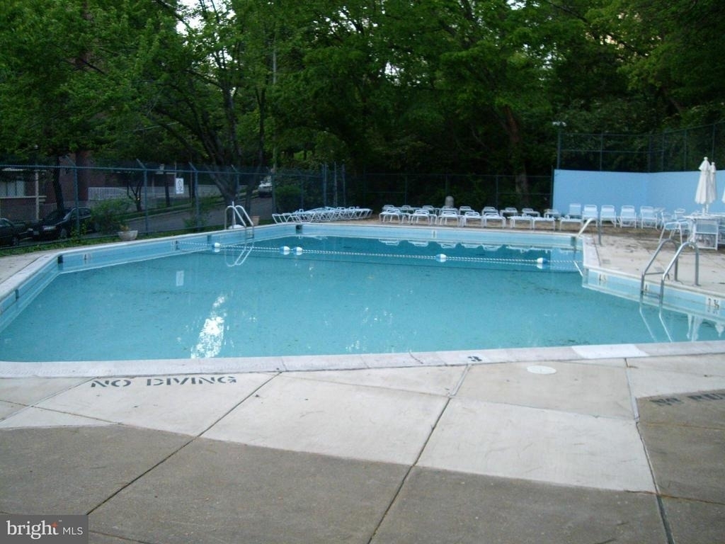 1300 S Arlington Ridge Road - Photo 14