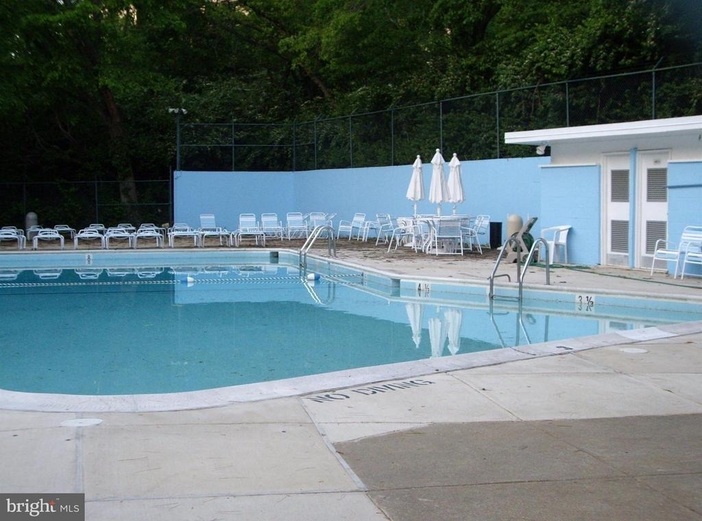 1300 S Arlington Ridge Road - Photo 15