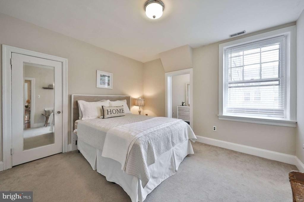 6655 Mccallum Street - Photo 7