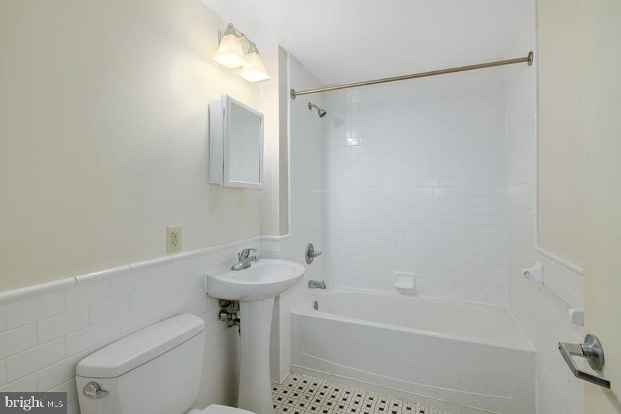 412-26 S 13th Street - Photo 13