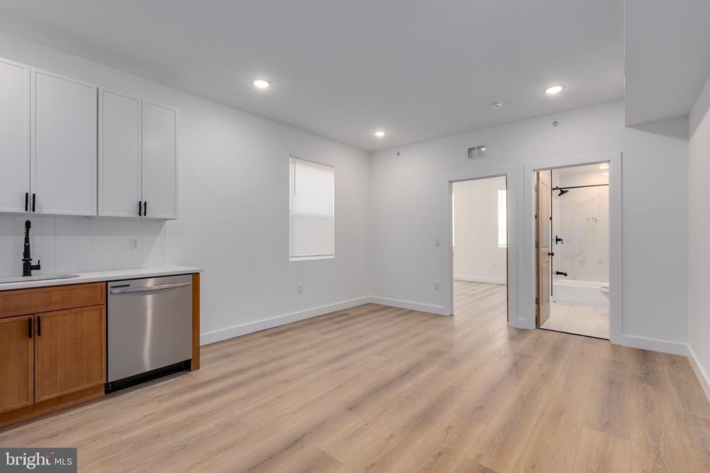2203 N 7th Street - Photo 2
