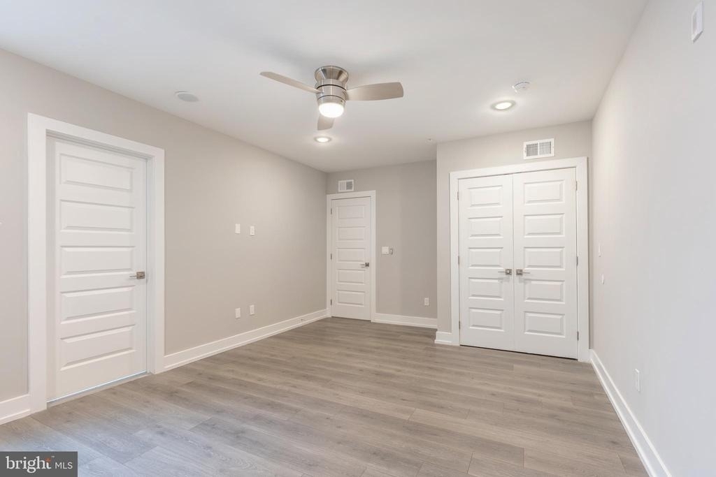 1517 N Stillman Street - Photo 10