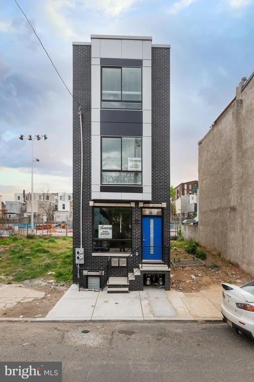 2550 N Howard Street - Photo 18