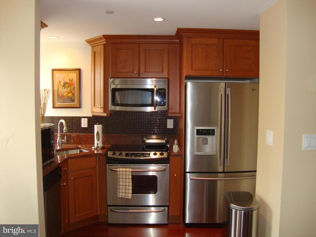 1701 Locust Street - Photo 4