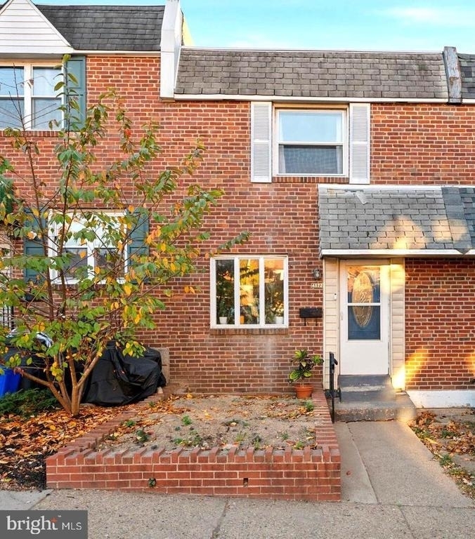 4572 Manayunk Avenue - Photo 1