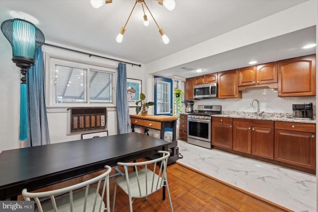 4572 Manayunk Avenue - Photo 9
