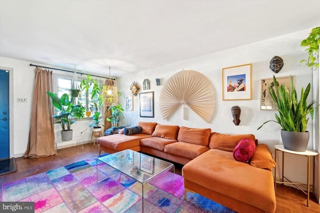 4572 Manayunk Avenue - Photo 5
