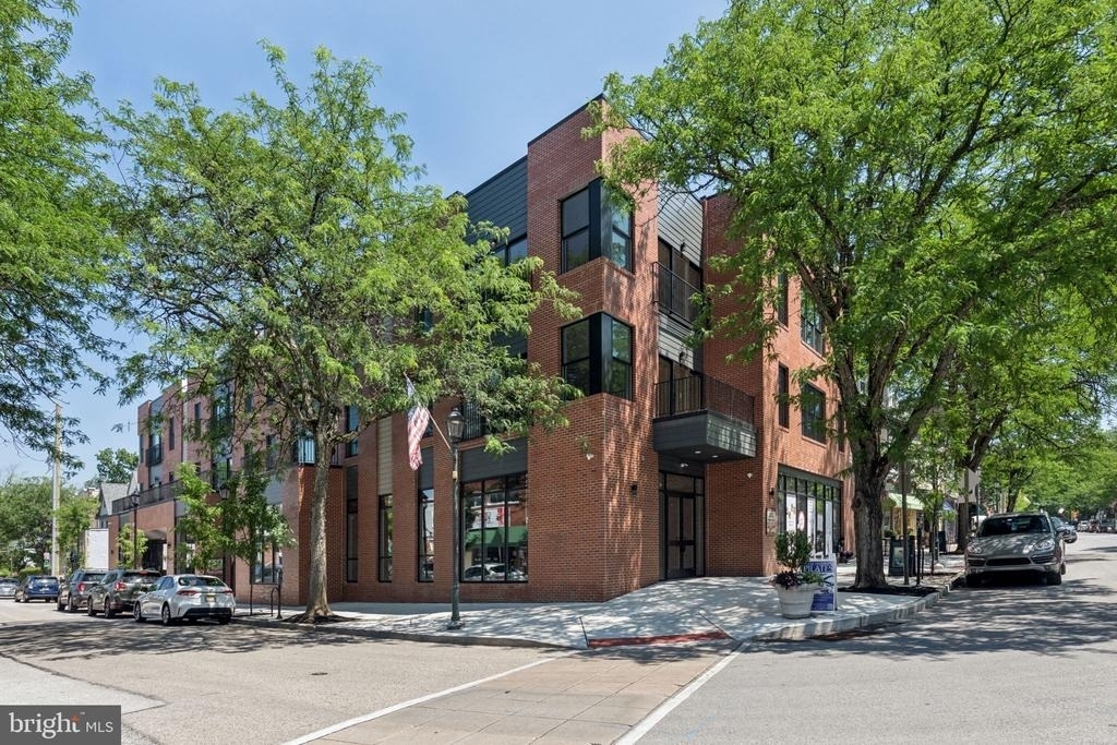 203 Haverford Avenue - Photo 8