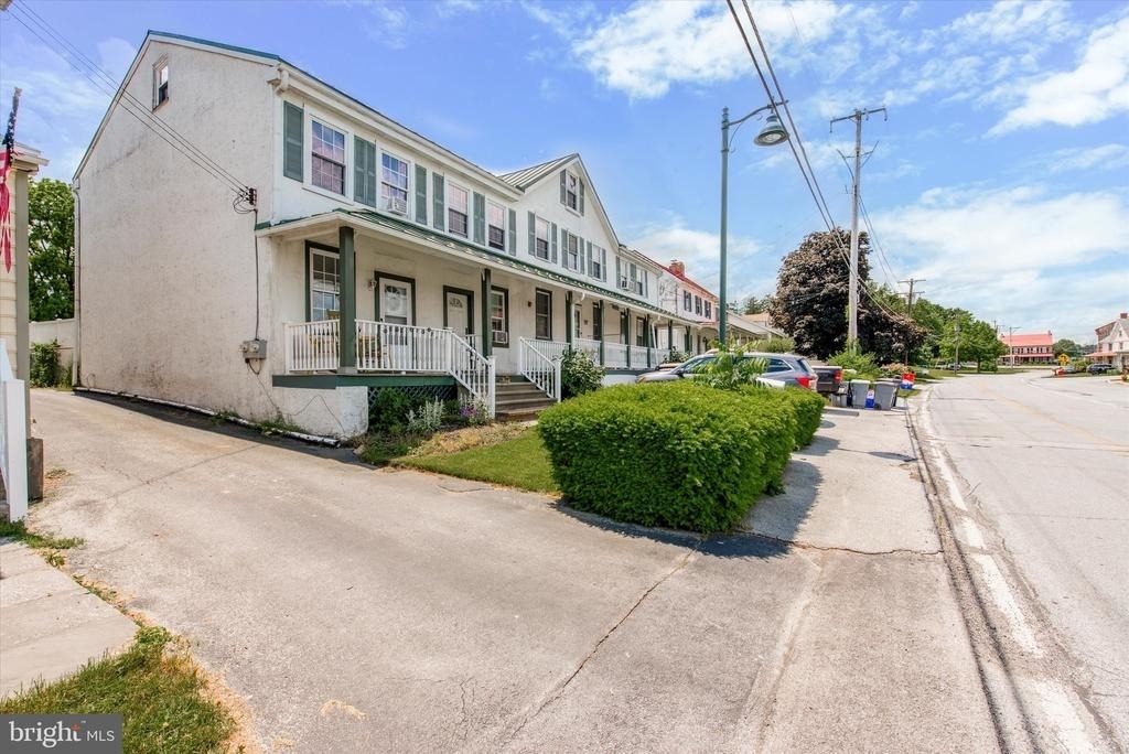 20 S Village Avenue - Photo 10