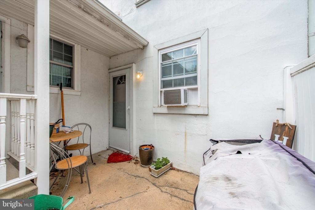 20 S Village Avenue - Photo 9