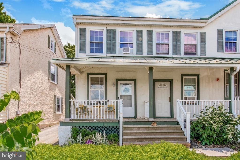 20 S Village Avenue - Photo 12