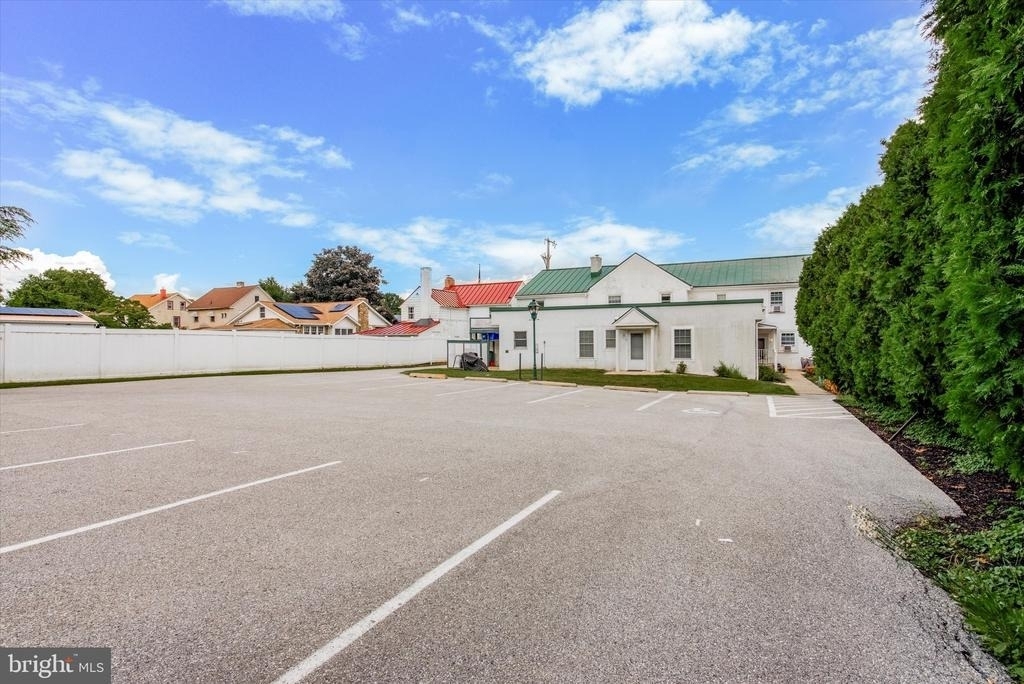 20 S Village Avenue - Photo 11