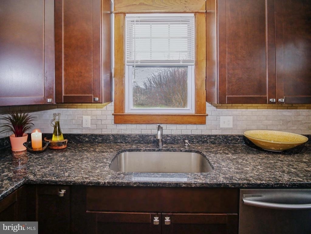 332 Crown Point Road - Photo 17