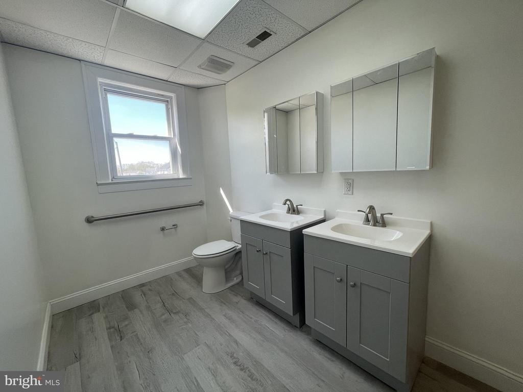 200 High Street W - Photo 8