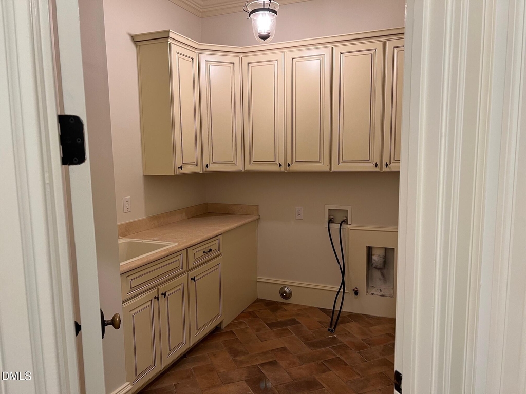 3316 Darien Drive - Photo 16