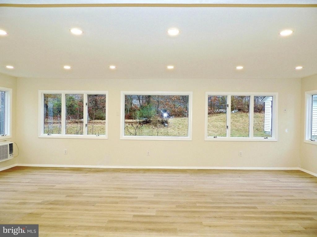 12206 Maycheck Lane - Photo 4