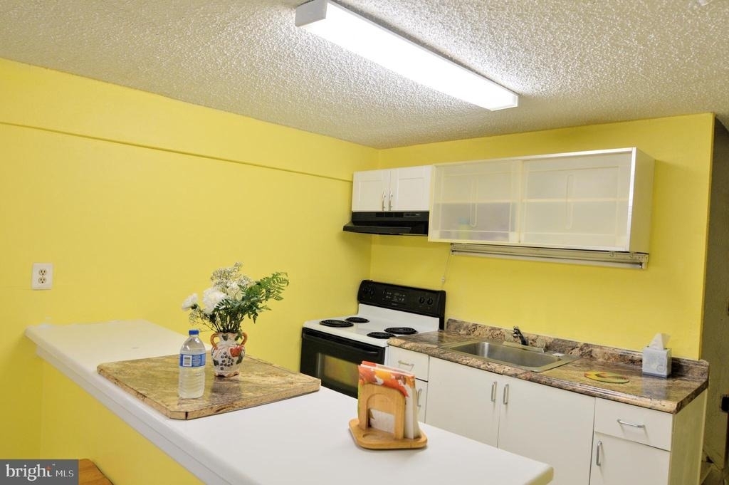 6802 Killarney Street - Photo 5