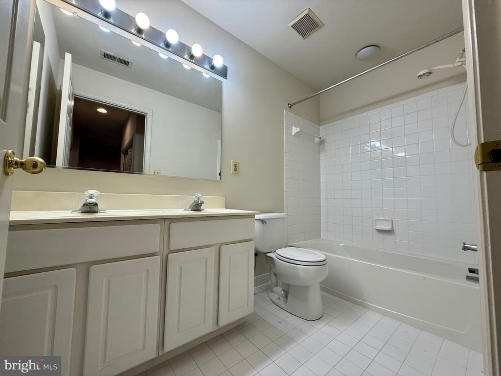 552 Winding Rose Drive - Photo 19
