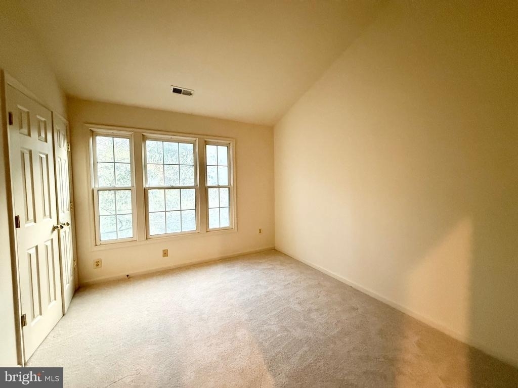 552 Winding Rose Drive - Photo 18