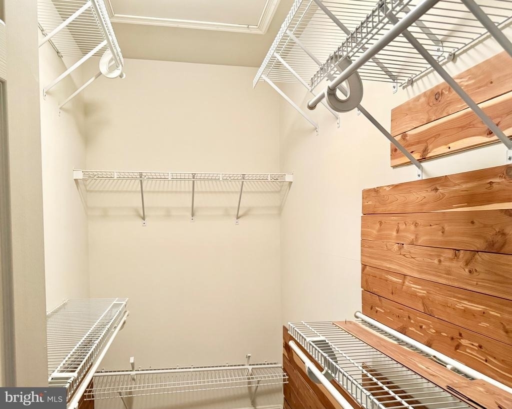 552 Winding Rose Drive - Photo 16